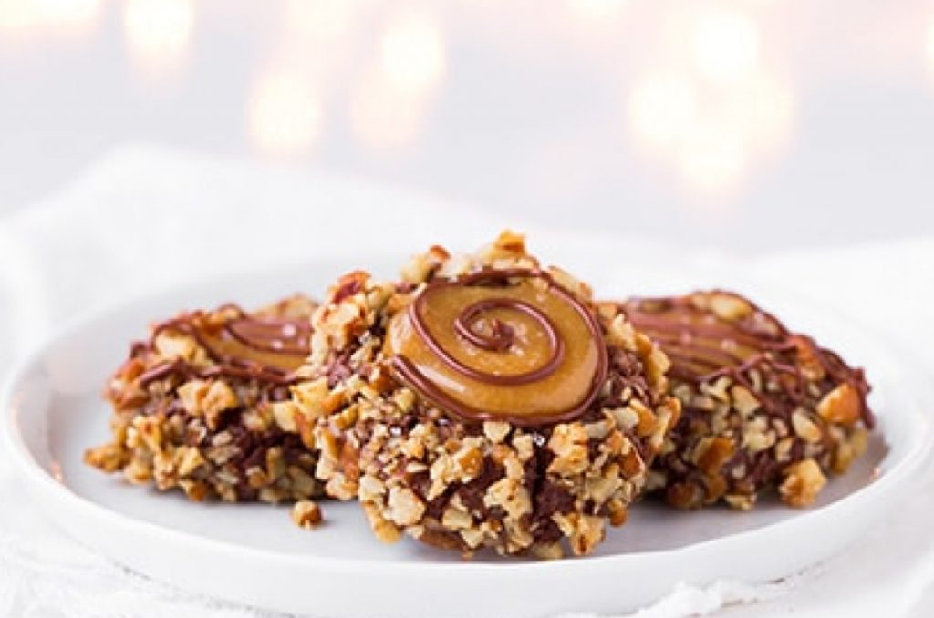 Fosters-Salted-Caramel-Turtle-Thumbprint-Cookies-Christmas-Dessert